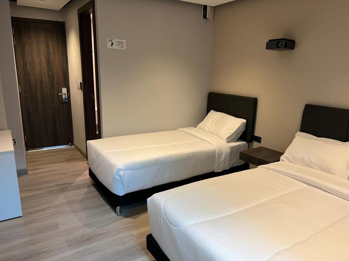 Hotel Htl بوغوتا المظهر الخارجي الصورة