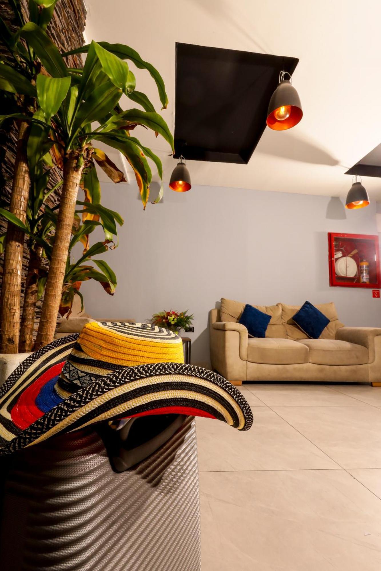 Hotel Htl بوغوتا المظهر الخارجي الصورة